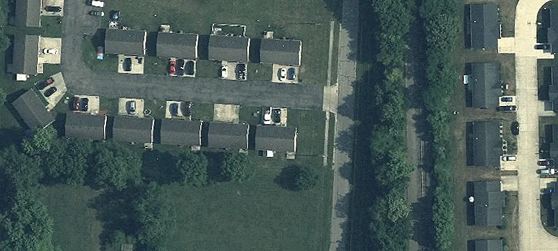 Freestanding Single-Story Apartment Community