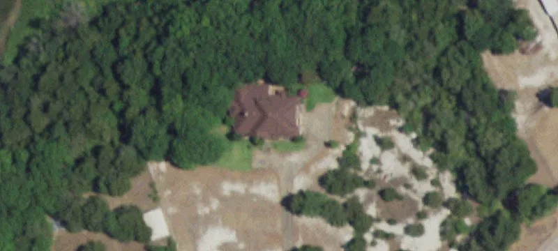Waterfront Ranch Estate with Private Lake
