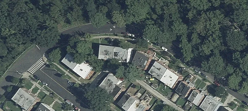 Vacant 4-Unit Multifamily Building