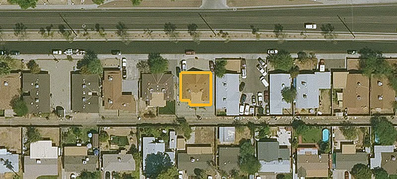 Duplex with Separate Yards