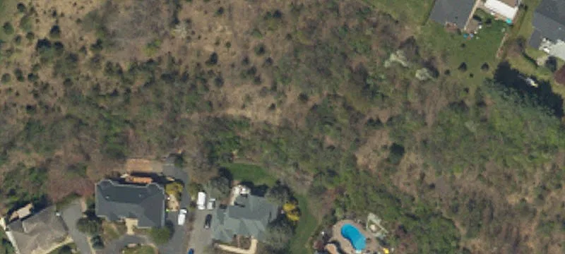 Residential Building Lot in Community