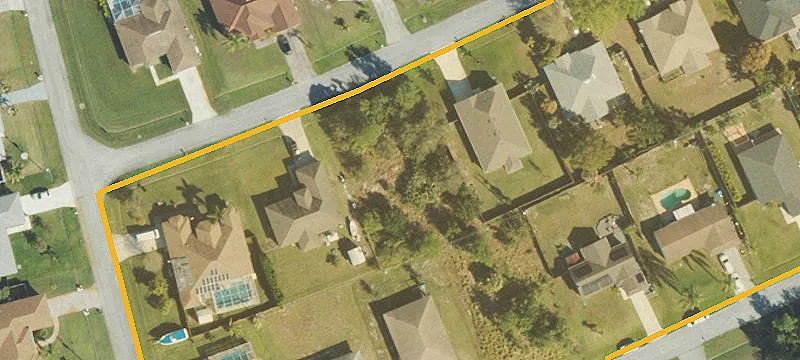 83-Foot-Wide Residential Lot