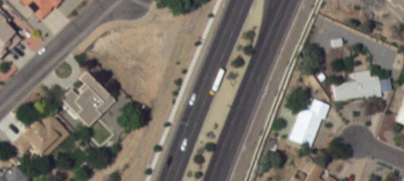 Retail Pad in Grocery Lot