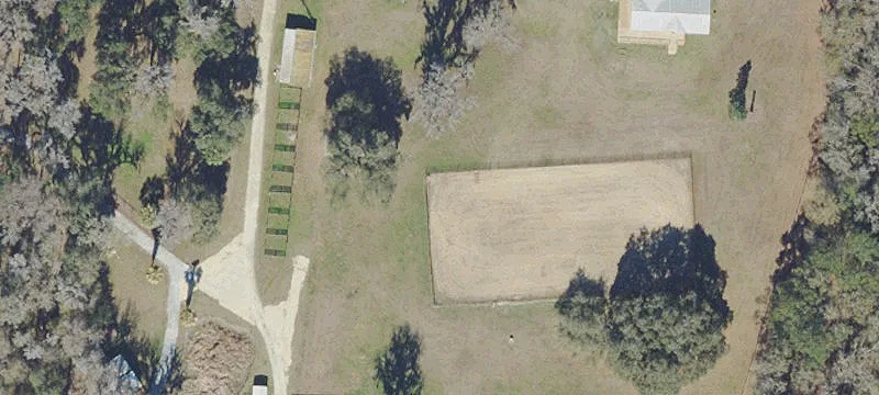 Equestrian Horse Farm with Arena