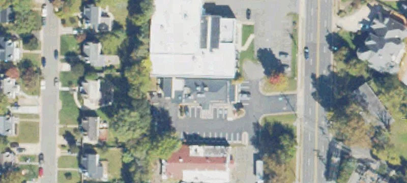 Freestanding Restaurant and Bar Building