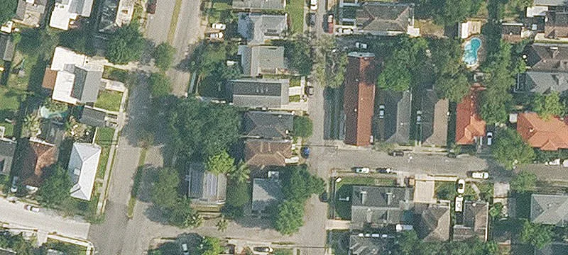 Traditional Duplex with Independent Yards