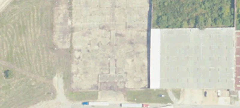 Warehouse with Dock High Doors