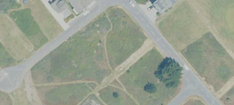Waterfront Cul-de-Sac Land Lot