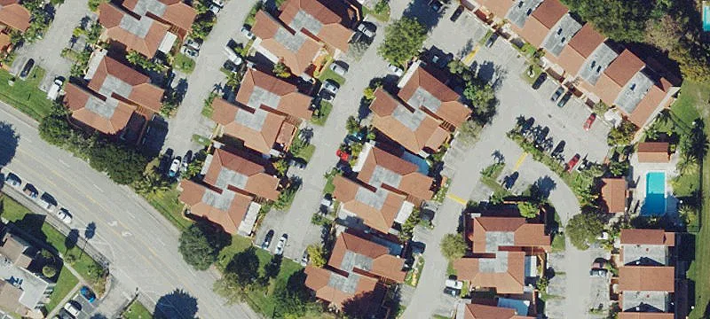 Duplex with Two Separate Structures
