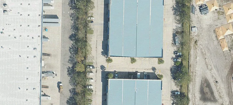 Industrial Flex Unit with Overhead Door