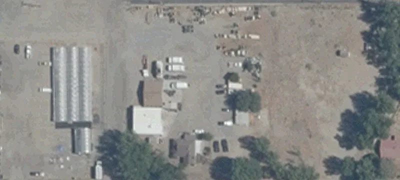 Highway-Adjacent Warehouse Near Airport