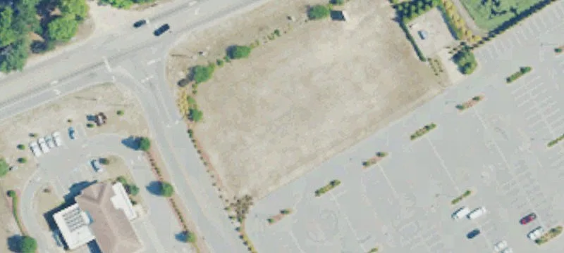Corner Commercial Land at Signalized Intersection