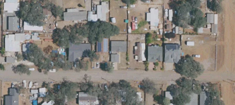 2007 Manufactured Home with Detached Garage