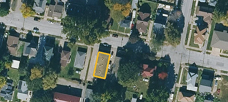 10-Unit Apartment Building