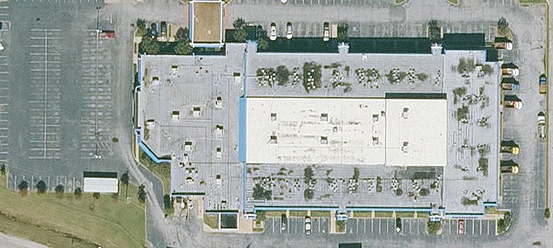 Corner Hotel and Restaurant Complex
