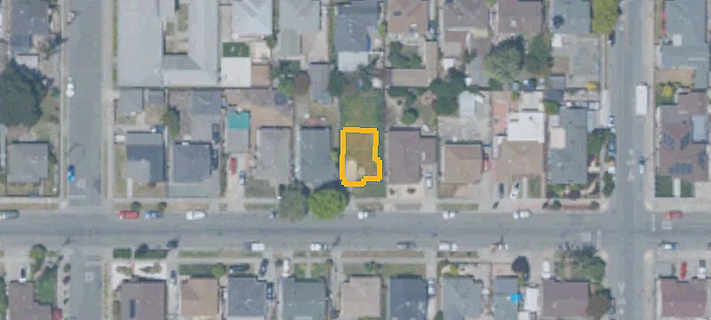 Buildable Flat Lot