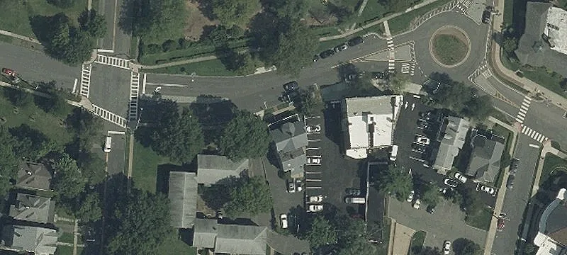 Mixed-Use Office and Apartments
