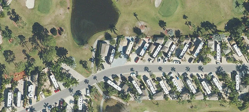 Lakefront RV Resort Lot with Tiki Hut