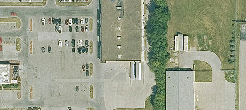 Retail Storefront on Artery Road