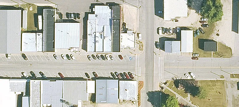 Mixed-Use Live/Work and Retail Building