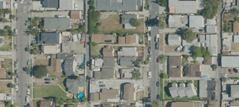 Fully Renovated Duplex with Gated Parking