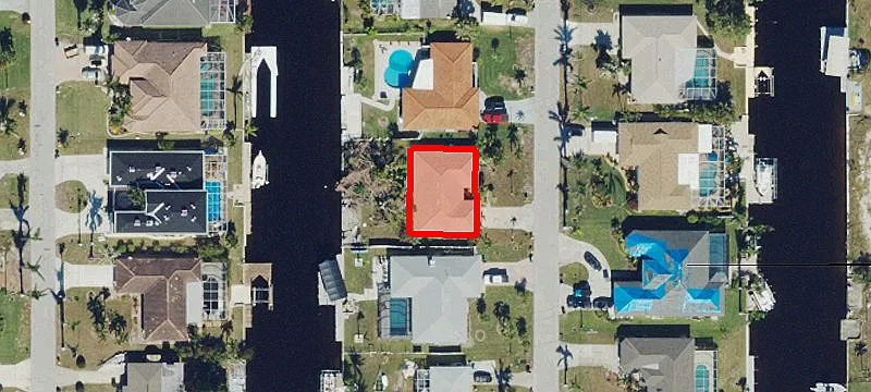 West-Facing Waterfront Sailboat Access Land