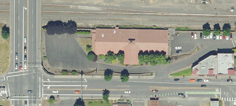 Single-Tenant Retail Building