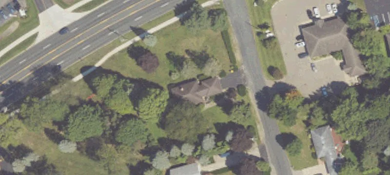 Commercial Land with Major Road Frontage
