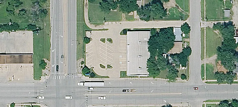 Hard-Corner Free-Standing Retail Building