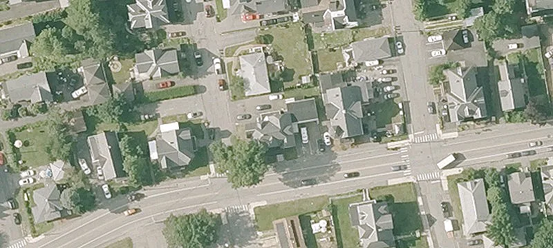 Low-Rise Multifamily with Tandem Parking