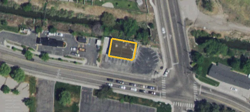 Former Restaurant Retail Building
