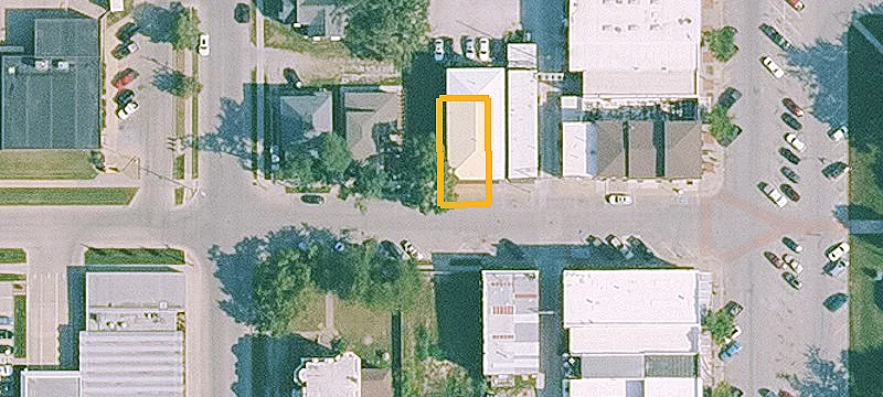 8-Unit Multifamily Apartment Building
