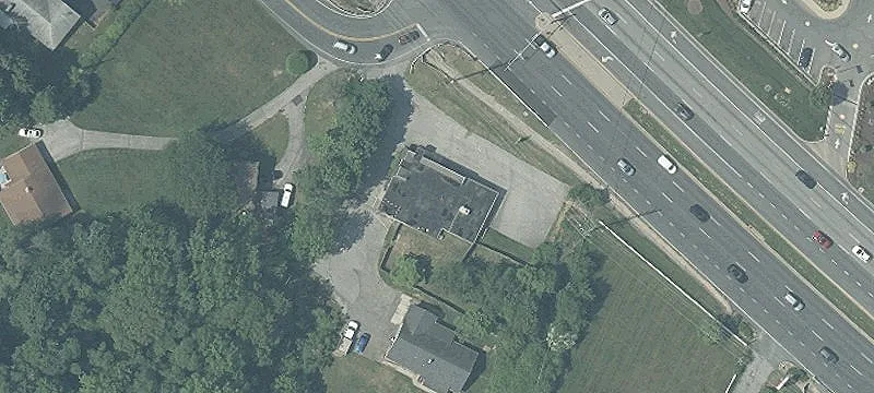 High-Visibility Retail Building