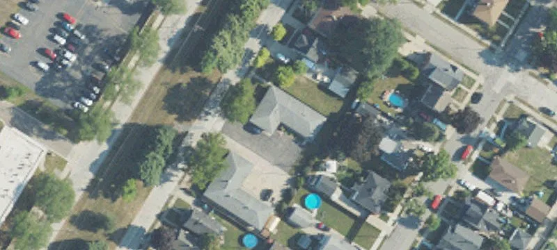 Eight-Unit Apartment Building