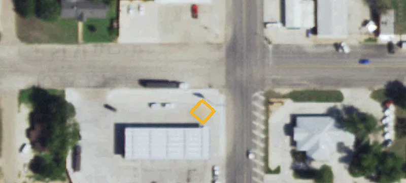 Retail Property with 6.10% Cap