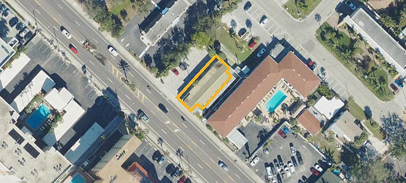 Beachside Apartment Building Opportunity