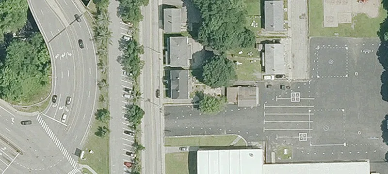 Duplex with Separate Utilities
