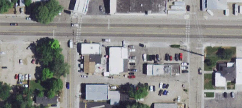 Turn-Key Auto Shop with Apartment