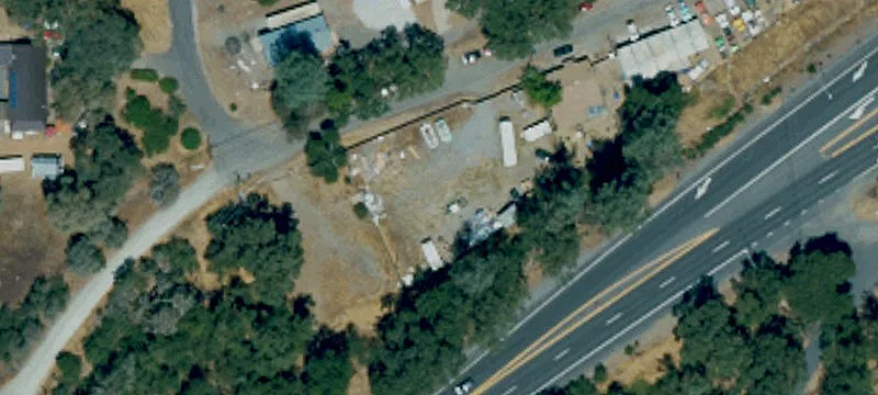 Mixed-Use Automotive and Storage