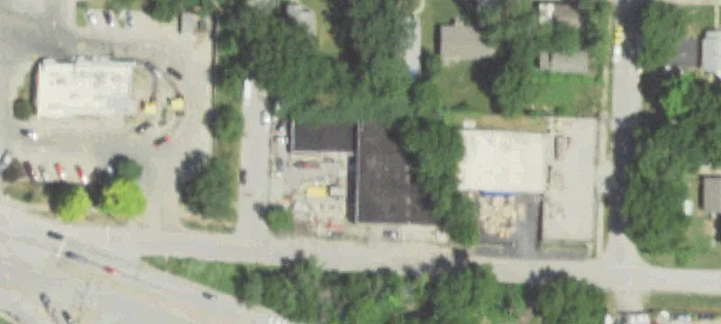 Industrial Building with Six Drive-Ins