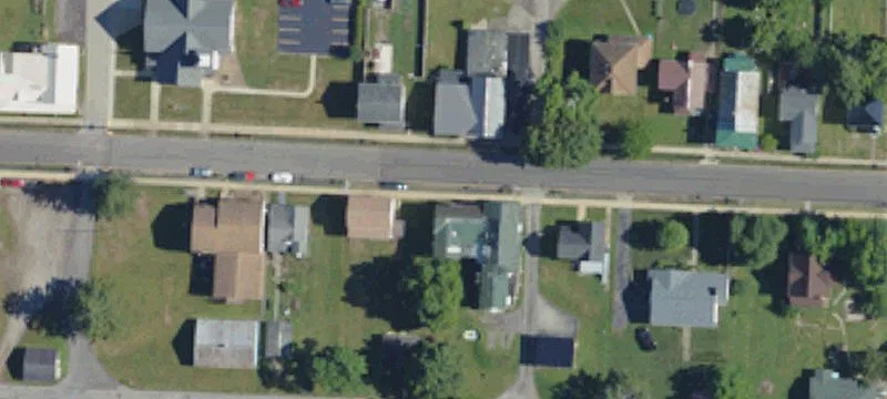 Remodeled 6-Unit Apartment Building