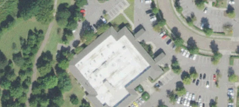 Office Building with 5.81% Cap