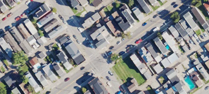 Mixed-Use Quadplex with Corner Space
