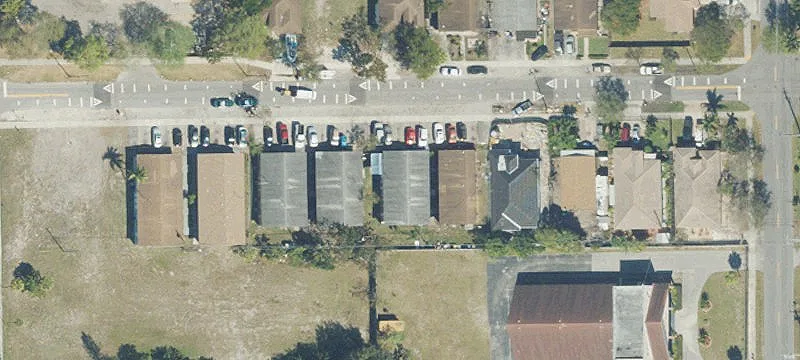Triplex with Six Dedicated Parking