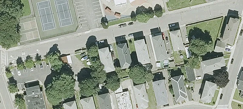 Well-Maintained 3-Deck Triplex