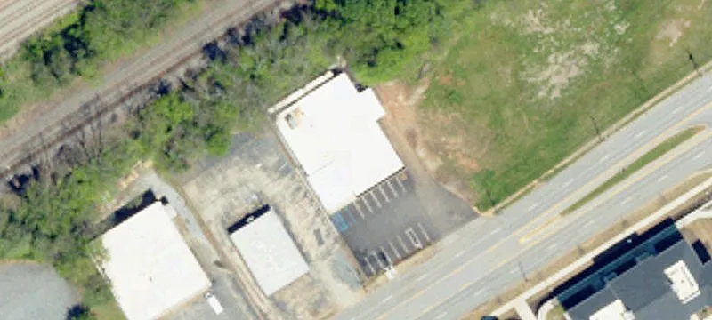 Retail Space with 5,000 SF