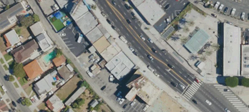 Standalone Multi-Tenant Retail Building