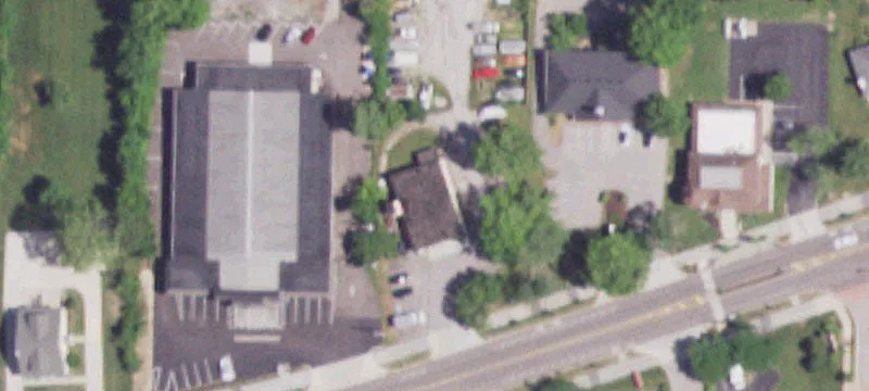 Automotive Repair Shop with Parking