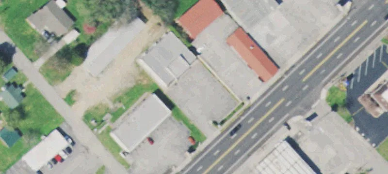 Retail Building with 18 Parking Spaces