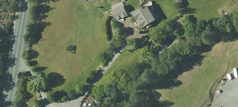 Solar-Equipped Off-Grid Land Parcel